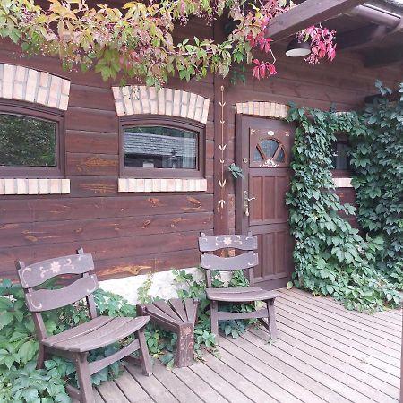 Villa Tamarynowa Osada - Kraina Udanego Wypoczynku Lowyn Exterior foto