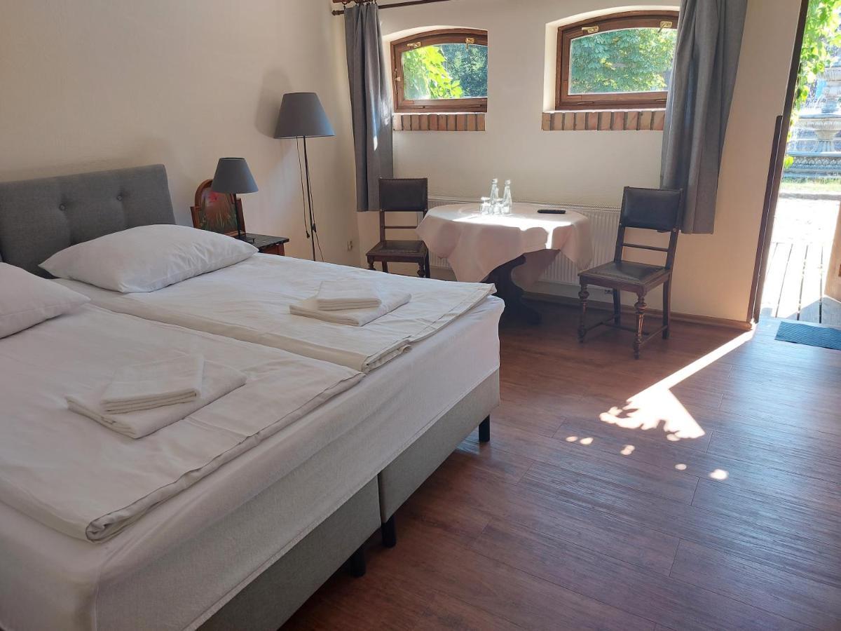 Villa Tamarynowa Osada - Kraina Udanego Wypoczynku Lowyn Exterior foto