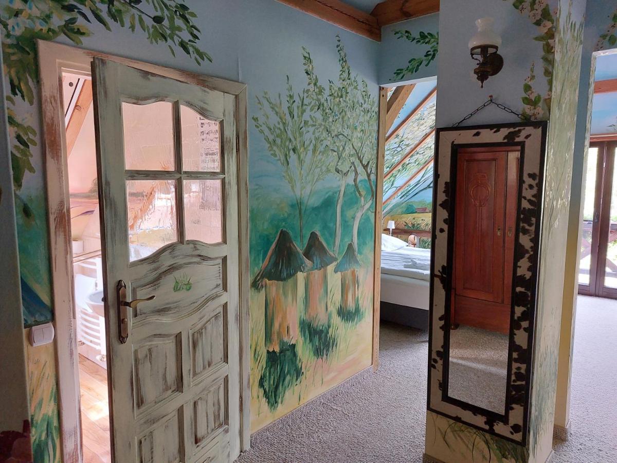 Villa Tamarynowa Osada - Kraina Udanego Wypoczynku Lowyn Exterior foto